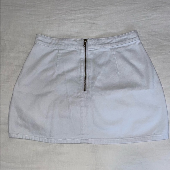 PRINCESS POLLY LIONESS THE LOLA MINI SKIRT WHITE - Picture 5 of 6